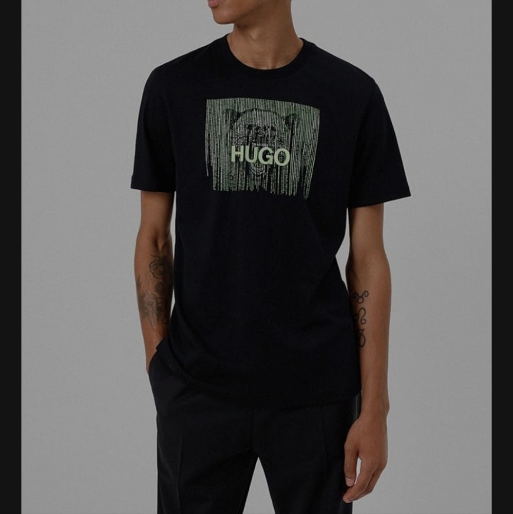HUGO Black Crew Neck T-Shirt with Green Graphic Large